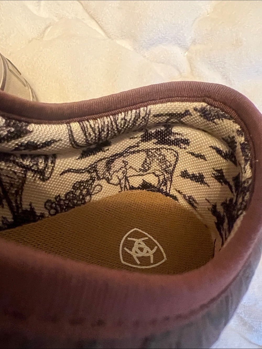 ARIAT Tooled Leather Platform Tennies 9 - Picture 4 of 6